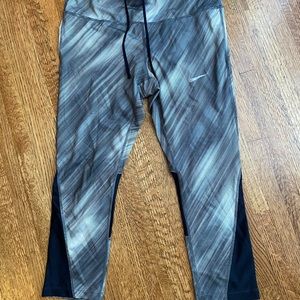 Nike leggings